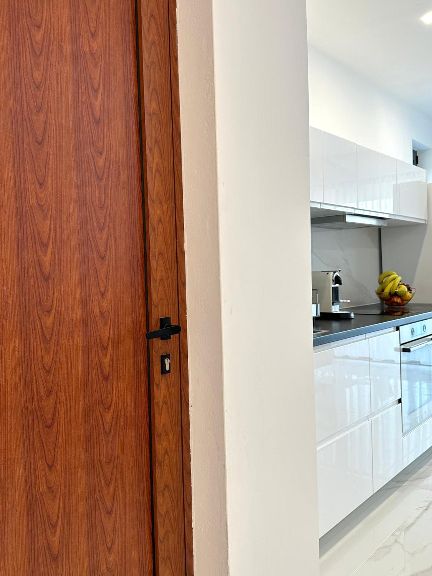 Villa Apartment Danny Baška Voda Buitenkant foto